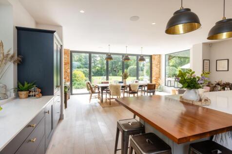 Kitchen / Breakfast Room