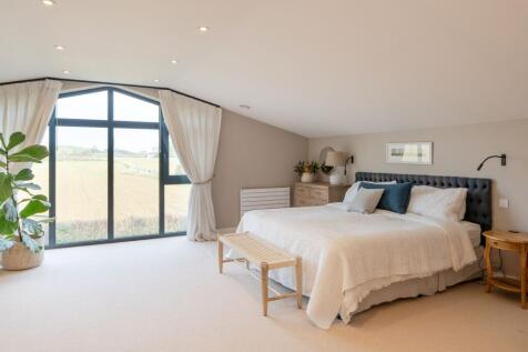 Pirincipal Bedroom