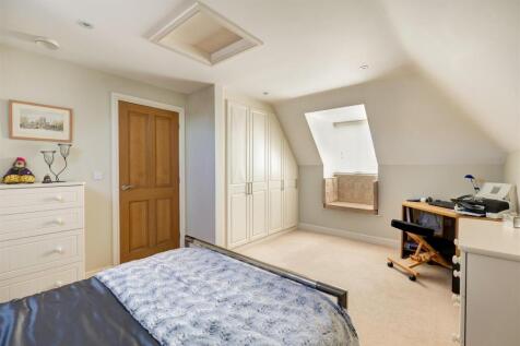 3 Creswell Drive, Ravenstone