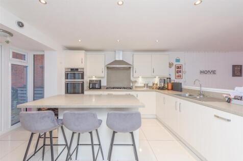 2 Clarence Place, Ashby