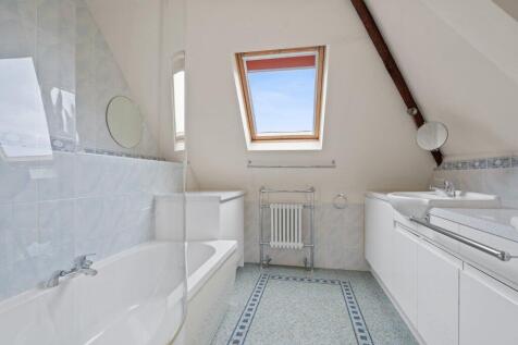 Principal Ensuite