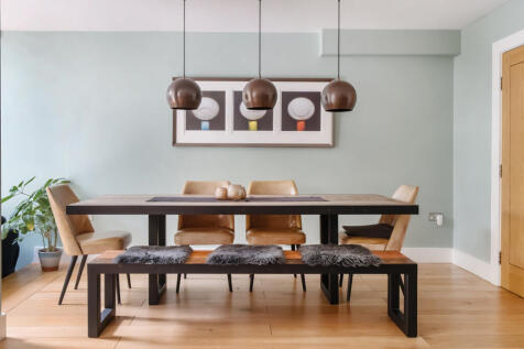 1296782-28-682f69...