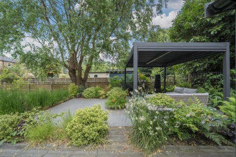 1296782-6-682f689...