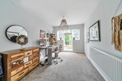 1327928-26-6883af...