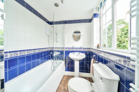 1327928-21-6883af...