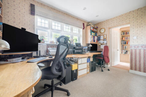 1345481-29-68b726...