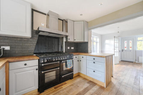 1364303-4-68e7f2b...