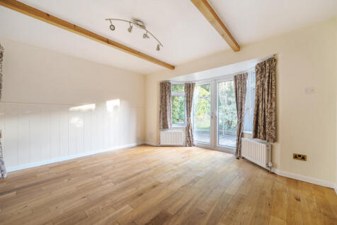 1364303-5-68e7f2d...