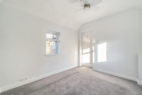 1364303-12-68e7f3...