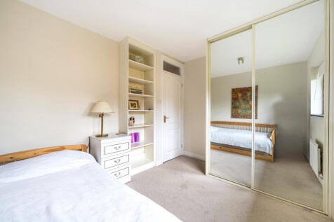 1369036-33-68f226...