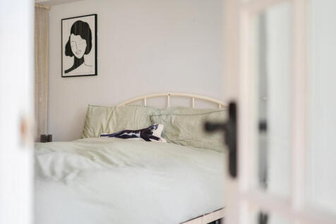 1382210-19-691739...