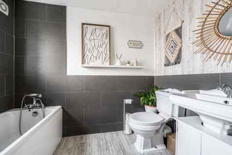 1382641-2-6925c36...