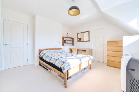 1320501-9-686d454...