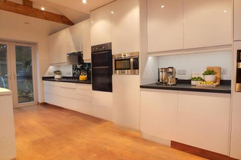 Open Plan Sitting Room,  Dining Room &amp; Kitchen