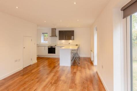 Sitting Room &amp; Open-Plan Kitchen
