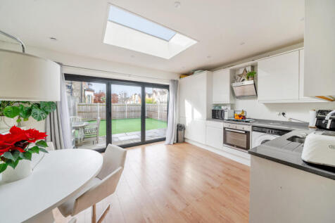 1386949-12-693952...