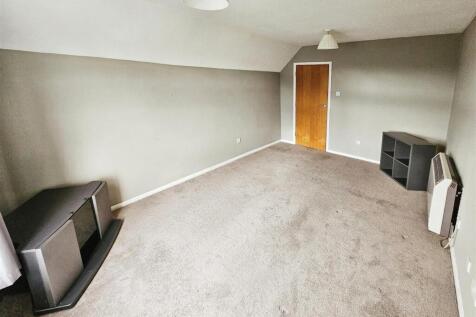 www.primechoiceproperties.co.uk - Eskdaill Place -