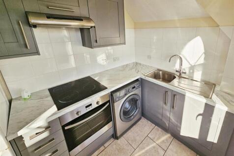 www.primechoiceproperties.co.uk - Eskdaill Place -