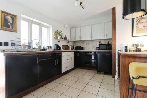 Feature Open Plan Kitchen Dining Room