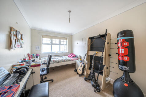 1393042-17-694405...