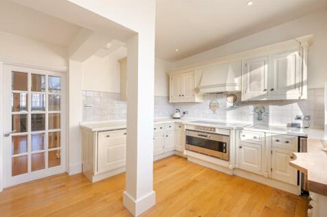 Wetherby Gardens 9D 2024-4-2. Low Res.jpg