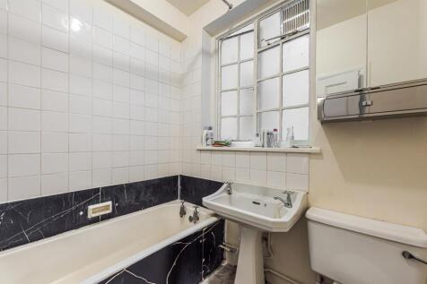 Donovan Court 14-3-2. Low Res.jpg