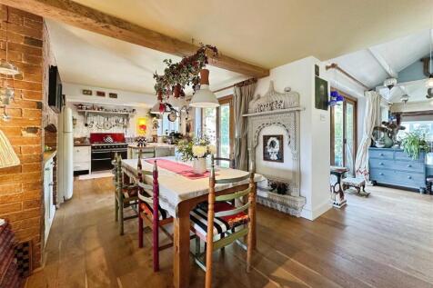 6a640af0--4744-B1DA-81F565EEC225-88662-00001C4CF5E