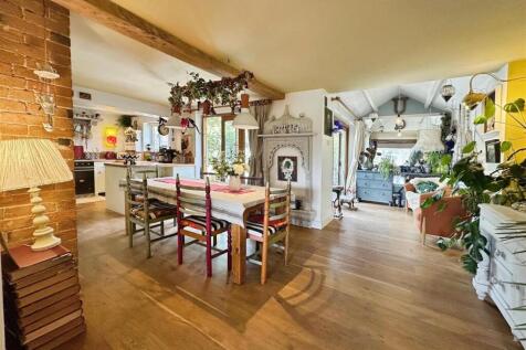 user_edited_photo-955d9275_user-edited-f4bcdc46-30