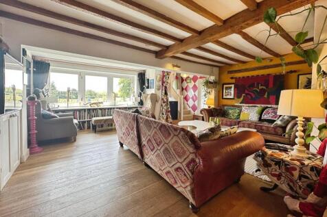 a2d6f236--4BE2-BB7A-670CFA23A161-88662-00001C4CF7C