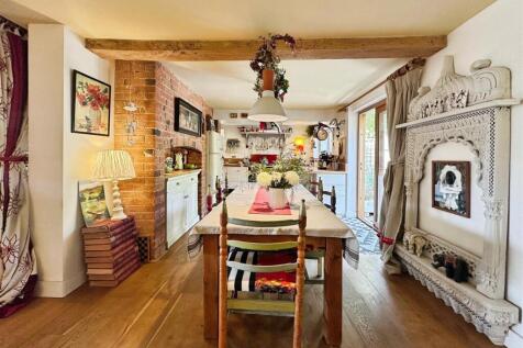 dd590023--44F5-B350-A36EE6EE1A57-88662-00001C4CF76