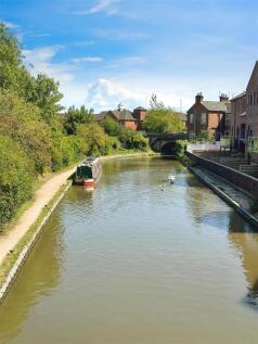 7007c99d--4A92-B500-E7F8C8F777F0-75303-00001A5A782