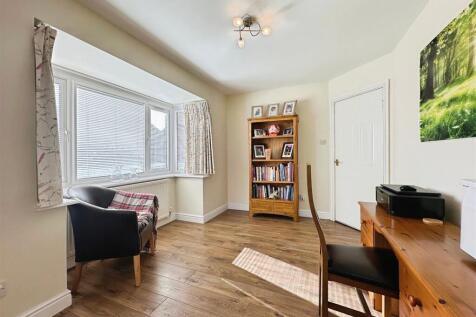 78f12be2--4A8E-8411-37F810C81942-34028-00000BA4FC9