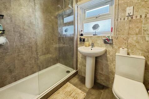 625658e3--4BE2-BFD1-0A8621F0E743-34028-00000BA4FD3