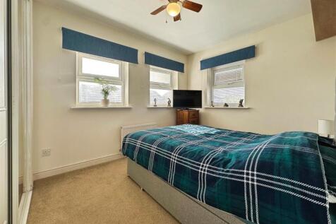 457255b2--45D3-8F06-5545F611A56D-34028-00000BA4FB4