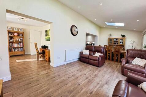 214ec6d2--436A-9387-FC24F8DAD337-32245-00000B487B2