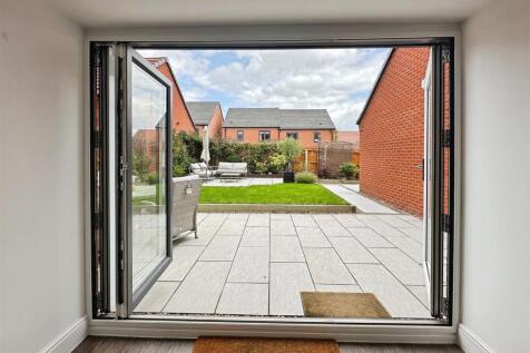 39fc2128--42D4-940F-B319922D9440-58724-0000145F3B2