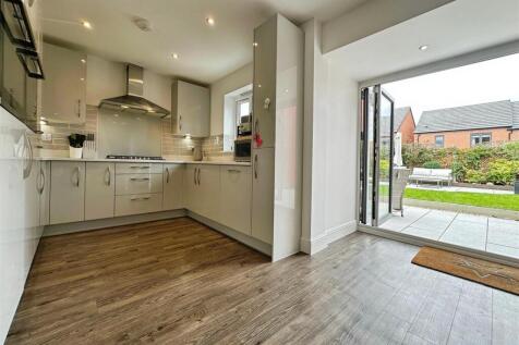 c170ef26--4E36-98BE-FF90BA725D39-58724-0000145F385