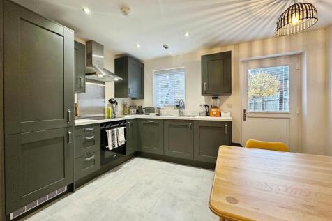 9b3c79d8--4492-980C-9A40874A16C8-60458-000010E5E91