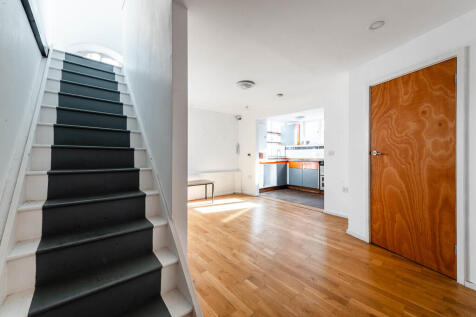 Lea Bridge 2 - Lo...