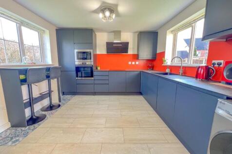 Lower Farm Way - Image-26.jpg