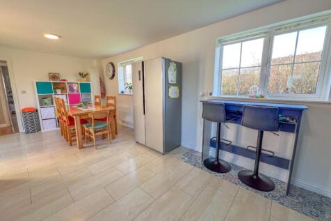 Lower Farm Way - Image-28.jpg