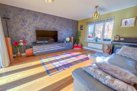 Lower Farm Way - Image-19.jpg