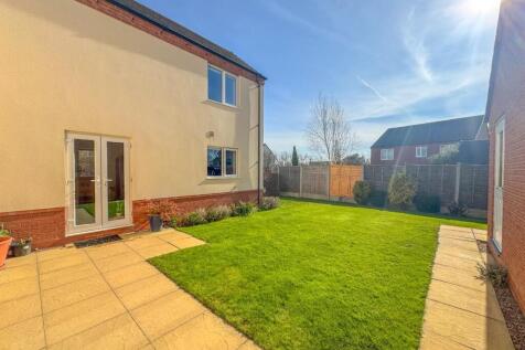 Lower Farm Way - Image-29.jpg