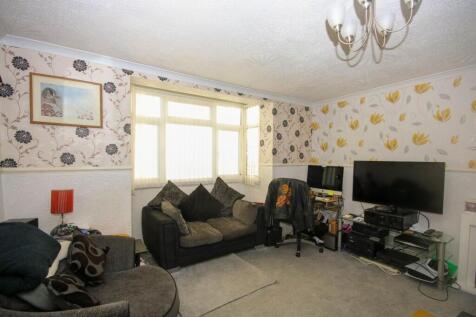 Living Room.jpg