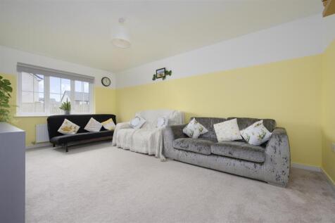 24 Jenny McCallum Way 007.jpg