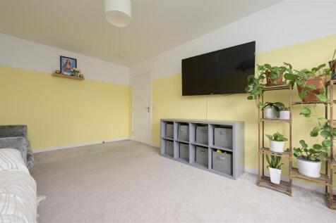 24 Jenny McCallum Way 011.jpg