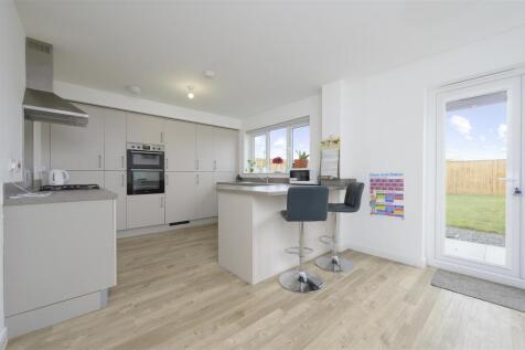 24 Jenny McCallum Way 013.jpg