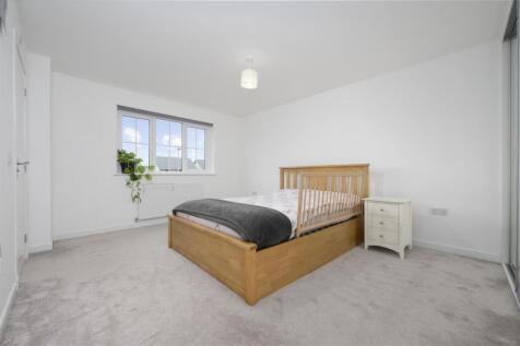 24 Jenny McCallum Way 038.jpg