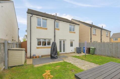 13 Roe Deer Place 028.jpg