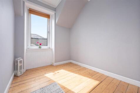 100 Thistle Street 006.JPG